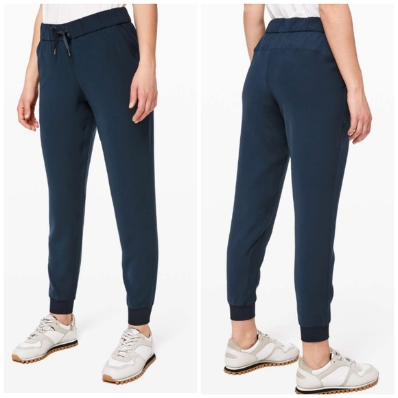 lululemon athletica Pants - EUC lululemon On the Fly Jogger Blue